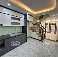 Bán Nhà 3 Tầng, 10P Ra Ql6,Diện Tích33M2, Giá Bán 1.83 Tỷ, Ô Tô Đỗ Cách Nhà 20M, Liên Hệ: 0966929600