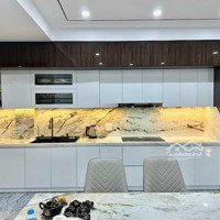 Hiếm! Bán Nhà Phân Lô Dịch Vọng, 30M Ra Phố, Nhà Đẹp Ở Ngay, 2 Thoáng, Ngõ Thông 58M2*4T