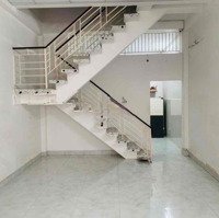 Nhà Nc - Nguyễn Văn Đậu - 4X11M - 2 Phòng Ngủ 2 Vệ Sinh- Có Nội Thất - 12,5 Triệucó Thương Lượng- Hằng 0906656852 Xem Nhà