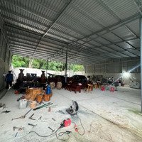 Nhà Xưởng Ngang 18 X 65 Tổng 1170M2 Có 200M Thổ. Đường Bê Tông 5M Đối Diện Vsip 2. Ngân Hàng 500M