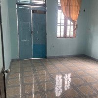 Cho Thuê Nhà Trọ Ngang 8 X5 Trệt Lầu Ngay Sau Căn Mặt Tiền Giá Bán 3.7 Tr Tháng Liên Hệ: 0919147835