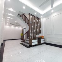 Siêu Hiếm Nhà Hữu Hưng, 40M2*5T Lô Góc 3 Mặt Siêu Thoáng, Ngõ Thông 30M Ra Đường 72. Giá 5.X Tỷ