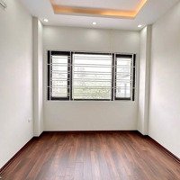 Cần Bán Nhà Phố Định Công, Căn Góc Cực Hiếm, 40M2 Chỉ 5,4 Tỷ