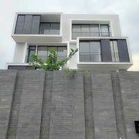 Chính Chủ Bán Villa Thảo Điền.diện Tíchđất~190M2, Sàn~420M2. 3 Tầng Thang Máy Hồ Bơi. Sổ Hồng. 39 Tỷ