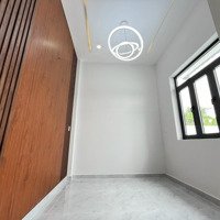 Cần Bán Gấp Nhà Sổ Hồng Full Thổ Cư, 1 Trệt 1 Lầu Diện Tích 6X20M Công Chứng Ngay