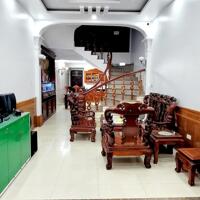 Cho thuê nhà đẹp 5 tầng tại Lê Hồng Phong, gần Cát Bi Plaza - oto đỗ cửa.