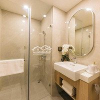 Cần Bán Gấp Căn Hộ Masteri Centre Point 2 Phòng Ngủ-74M2 View Trực Diện Hồ Bơi Giá Bán 4,2 Tỷ .