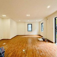 Cho Thuê Văn Phòng Tại Cầu Giấydiện Tích110M2 Bàn Giao Ngay, Anh Chị Có Nhu Cầu Liên Hệ: 0899207913