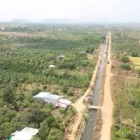 85 Triệu/1000M2 Mặt Tiền Kênh Nước Phan Thiết,Đường Ô Tô Tận Nhà, Điện 3Pha, Suối Chảy Quanh Năm