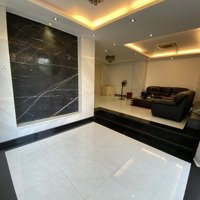 Cho Thuê Villa 10*16M, Thang Máy, Hầm, 3 Tầng, 5 Phòng Ngủ 5 Vệ Sinhgần Metro An Phú Quận 2 - 40 Triệu/Th