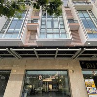 Cho Thuê Shophouse Nguyễn Thị Nhung - Vạn Phúc City 7X20M, 6 Tầng, Vị Trí Đắc Địa. Giá Tốt 50 Triệu