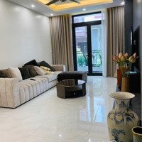 Bán Nhà Mặt Phố Siêu Đẹp Cầu Giấy, 58M, 6 Tầng Thang Máy, 2 Thoáng Trước Sau, 19.5 Tỷ