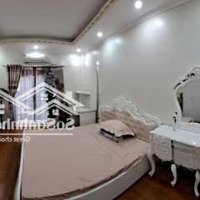 Bán Nhà Đẹp Ngô Gia Tự, 30M, 5 Tầng, Nhà Mới, Nội Thất Xin, Gần Ô Tô