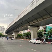 Mặt Phố Minh Khai,Nhỏ Mà Hái Ra Tiền, Dòng Tiền 300 Triệu/Năm Ổn Định. Vỉa Hè Thênh Thang. Giá Bán 10.9 Tỷ