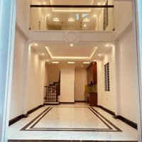 Bán Nhà Phúc Lợi - 40M2 - 6 Tầng - 4.45 Tỷ, Gần Trường Học, Chợ Phúc Lợi, Khu Dân Trí, Ô Tô