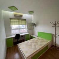 Cho thuê căn hộ chung cư 137 Nguyễn Ngọc Vũ 90m2 có 3PN - 2WC ban công đông nam ,nhà đẹp có đủ nội thất
