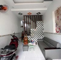 Bán Nhà 31M2 Giá Bán 1Tỷ Ngay Chợ Hưng Long Khu Công Nghiệp Hải Sơn, Cần Giuộc, Long An, Liên Hệ: 0707250027