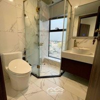 Cần Bán Lỗ 400 Triệu, Sunshine Sky City Q7, 2 Phòng Ngủ 2 Vệ Sinh 70M2, Căn Góc 2 View, Giá Bán 2Ty8