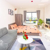 Trống Lại Căn Studio Full Nội Thất Cửa Sổ Thoáng