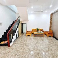 Cực Đẹp! Xây Mới Pháo Đài Láng, 30M Ô Tô Đỗ, Trước Nhà Thoáng, Thông, 40M2*5T