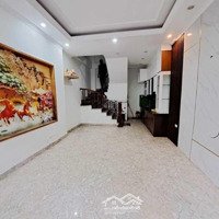 Bán Nhà Riêng Chính Chủ Quận Thanh Xuân, S 35M2 5 Tầng ,Ngõ Thông Oto ,Ngã Tư Sở ,Tttm Royal City..