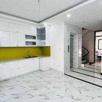 Cho Thuê Nhà Phố Thanh Bình - Mỗ Lao, Hà Đông.diện Tích70M2, 5 Tầng, Full Đh, Nl, Thang Máy, Giá 28 Triệu