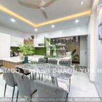 Nhà đẹp 4 phòng ngủ gần Vincom Plaza - C989