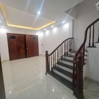 NHÀ NGAY CẦU DIỄN-HƠN 40M2-GIÁ 5TỈ1-OTO ĐỖ CỬA NGÀY ĐÊM-NGÕ THÔNG XE TẢI CHẠY-KINH DOANH-NỞ HẬU