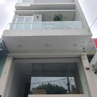 Cho thuê nhà  4 tầng đường Phùng Hưng , Thanh Khê ,Đà Nẵng , vị trí cách biển 150m , giá cho thuê 20 triệu .