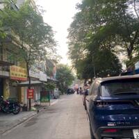 Bán nhà kinh doanh phố Đội Cấn 42m2, 4T, MT7.4M vỉa hè 4m hiếm quận Ba Đình