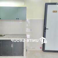 30m2, bancong, cửa sổ, ngay Ung Văn Khiêm P25, Bình Thạnh gần ngã tư hàng xanh thuận tiện học UEF, HUTECH