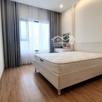 Bán Gấp New City 2 Phòng Ngủ 2 Vệ Sinh Diện Tích: 75M2 View Công Viên Tầng Cao, 4.2 Tỷ Bao Sang Tên. Liên Hệ: 0908833902