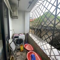 Cho thuê Căn hộ Apartment Full đồ cực xịn sò, View hồ tại Ngõ 193 Trích Sài. Chỉ 5.5tr