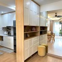 Nhà Yên hoà Park View - Dt 43,5 m2 - 1pn - Giá 3,4 tỷ có thương lượng - lh 0849 678 000