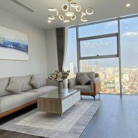 Cần Tiền Nên Bán Gấp 3 Phòng Ngủ-Diện Tích137.2M2 Đã Có Sổ View Hồ Tây, Tòa D''. Le Roi Soleil Xuân Diệu, Tây Hồ