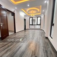 Hiếm! Nhà Cực Đẹp 43M2X5T Đủ Nội Thất. Cạnh Trung Tâm Lotte, Vincom, Vuông Vắn Phố Đội Cấn, Ngọc Hà