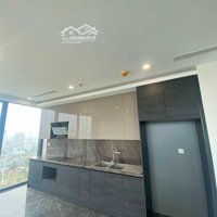 Cho Thuê Căn Hộ Cao Cấp Sunshine Golden River 161M2, 3 Phòng Ngủ 2 Vệ Sinh 1 Logia 20 Triệu/Tháng. Liên Hệ: 0354889548