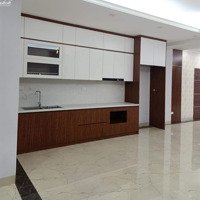 Cho Thuê Nhà Mới Full Đồ Ô Tô Tránh Nguyễn Phúc Lai.diện Tích70M X 5 Tầng. Giá Bán 19 Triệu.