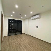 Bán Căn Góc 3N Tòa Sakura 82M2 Full Nội Thất Nhà Mới, Tầng Trung Ban Công Đông Nam View Vinschool