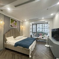 Cho Thuê Căn Hộ 4 Ngủ Đông Nam Tòa Vip R3 Royal City (175M2, Full Đồ, Giá 27 Triệu). Liên Hệ: 0912 396 400