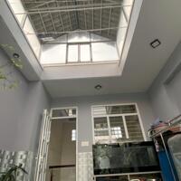 Bán nhà quận 11, đường Lạc Long Quân, 54m2, 3 tầng, hẻm xe hơi, 10 tỷ