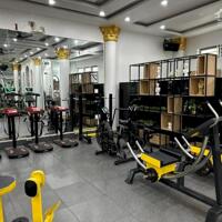 CHO THUÊ HOẶC SANG NHƯỢNG 1 TRỆT 5 LẦU SÂN THƯỢNG PHÒNG GYM