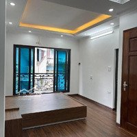 Phân Lô Chùa Láng, Sát Ngoại Thương, Ngõ Kinh Doanh, 10M Ra Phố. Diện Tích 52M Giá Bán 10.7 Tỷ