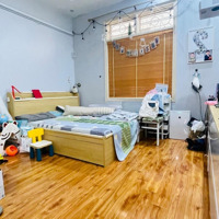 Nhà Nguyễn Sơn, Dân Xây, Ô Tô Đỗ Cửa, Đông Nam, 70M2, Giá Chỉ 9 Tỷ, Liên Hệ: 0386109399