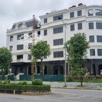 Cho Thuê Toà Building 550M X 6T, Lô Góc, 3 Thang Máy, Hầm 700M. Mọi Mô Hình Kd, Nhà Mới Kđt Văn Phú