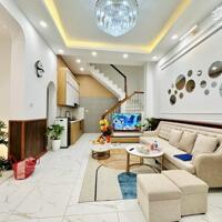 Bán nhà đẹp ngõ chợ Khâm Thiên 40mx4T 3PN MT 4.7m hơn 6 tỷ tặng nội thất nhà thoáng