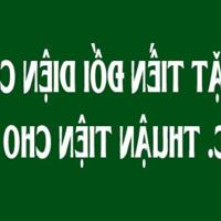 Bán Nhà hai mặt tiền đối diện cổng bệnh viện, gần trường học. Thuận tiện cho việc kinh doanh.