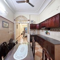 Nhà Bồ Đề - 65M2 - Hơn 7 Tỷ - Ngõ Thông