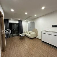 Chính Chủ Cho Thuê Căn 3 Phòng Ngủchung Cư Sunrise Building 3 Phúc Đồng, Giá Bán 8, 5 Triệu Vào Ở Được Ngay