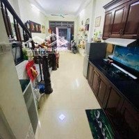 Cho Thuê Nhà Riêng 5 Tầng Hoa Lâm, Đức Giang 35M/ Sàn. Giá: 8 Triệu/ Tháng Liên Hệ: 0984.373.362